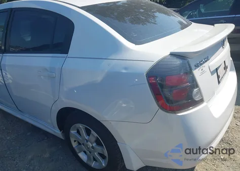 2010 Nissan Sentra 2.0/2.0S/Sr/2.0Sl z USA, uszkodzony, nr VIN 3N1AB6AP8AL726452